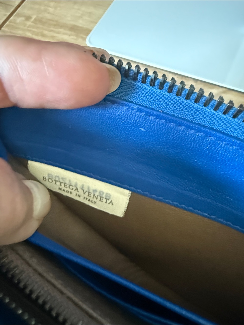 Bottega Veneta Woven Zip Wallet w/ COA see call outs and reduced price used - Picture 7 of 12